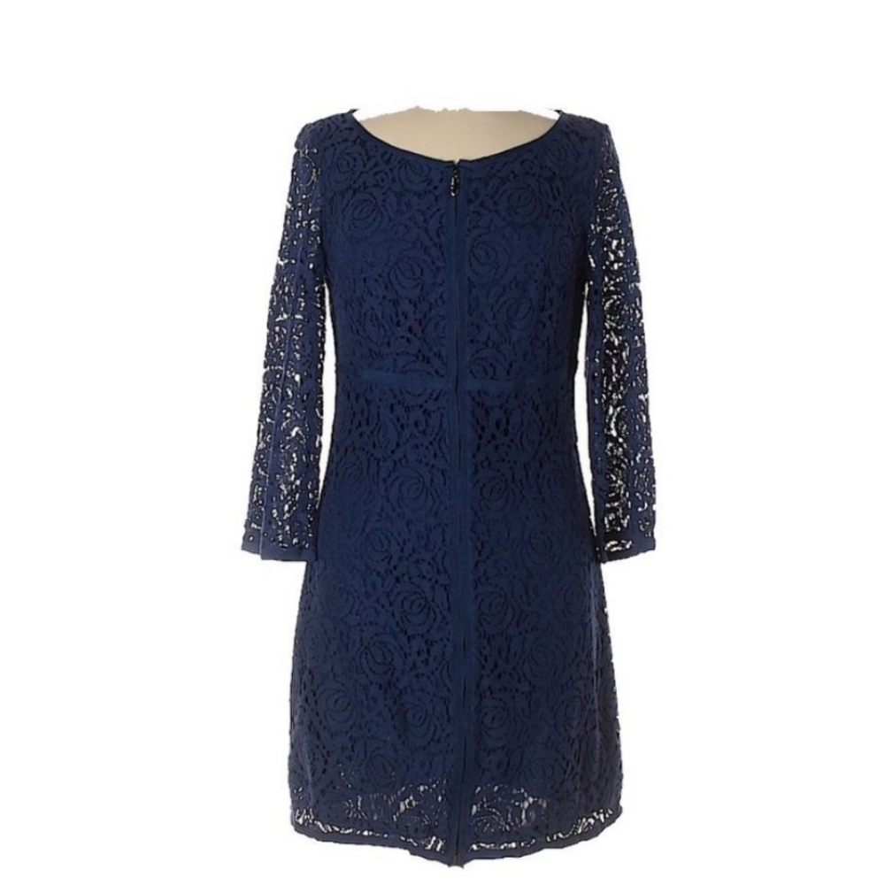 Scoop neckline Solid Knee length Long sleeves Dress